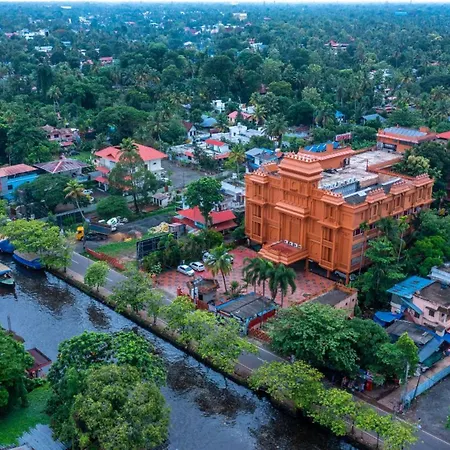 Haveli Backwater Resort-2