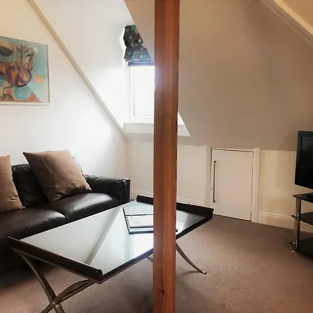 Alum Chine Beach House-3