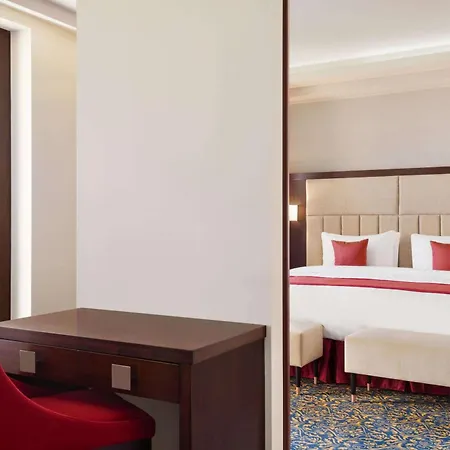 Ramada Hotel & Suites By Wyndham Yerevan-3