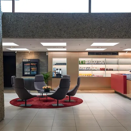 Quality Hotel 33-2