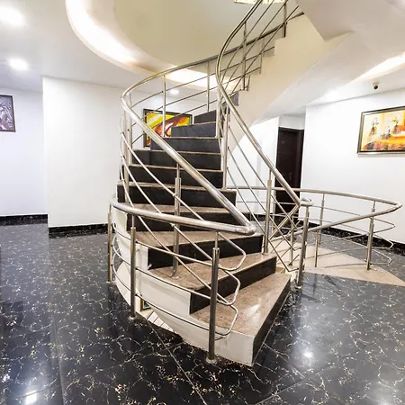 Hotel Red Castle - Near Ganga Ram & Blk Hospital - Karol Bagh-2
