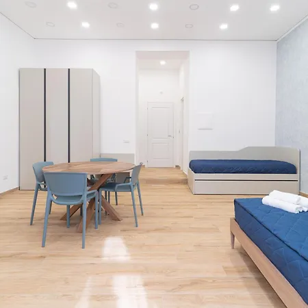 Toto E Peppino Luxury Rooms-3