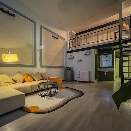 Zeus Living - Old Quater Homestay-3