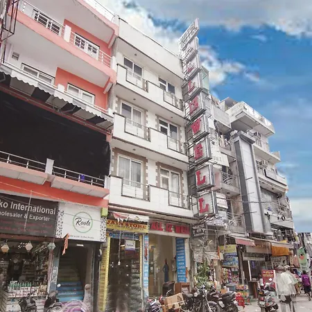 Hotel All Iz Well - Just A Min Away From New Delhi Railway Station-3