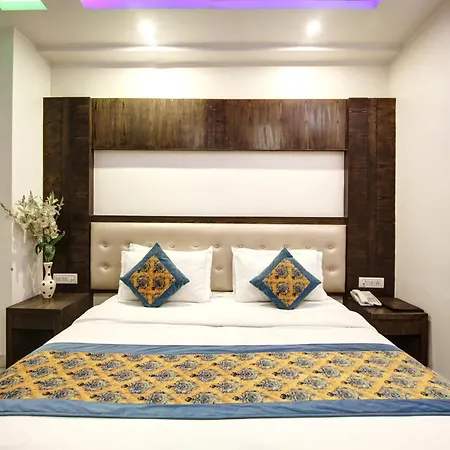 Hotel All Iz Well - Just A Min Away From New Delhi Railway Station-2