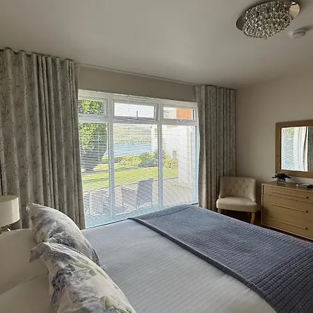 Myrtle Bank Guest House-3