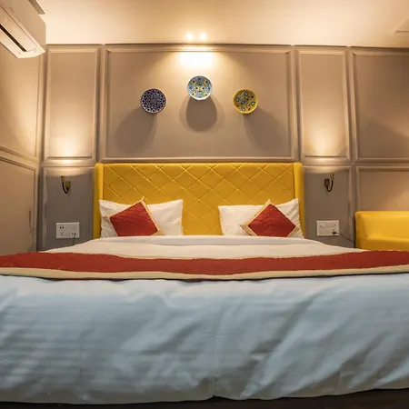 Lalit International - A Boutique Hotel-2