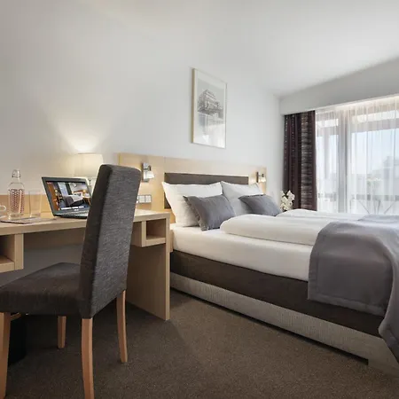 Prague Season Hotel-3