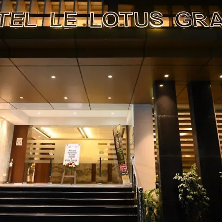 Hotel Le Lotus Grand Varanasi-3