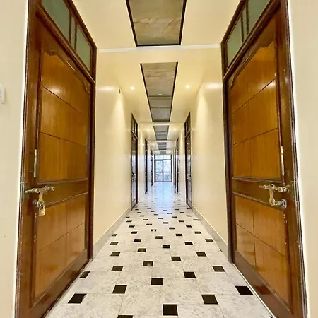 Hotel Shivam ! Varanasi होटल शिवम హోటల్ శివం ஹோட்டல் சிவம் Foreigner'S Choice ! Fully Air-Conditioned Hotel With Lift & Parking Availability, Near Kashi Vishwanath Temple, And Ganga Ghat, Best Hotel In Varanasi 2-2