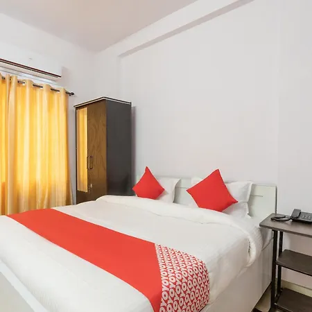 Hotel O Golden Star-3