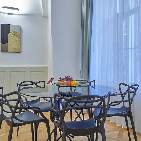 Hotel U 3 Pstrosu-3