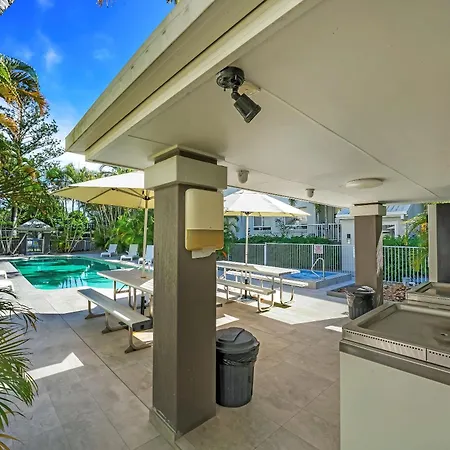 Bay Lodge Apartments-3