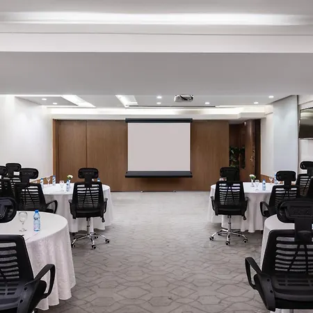 Warwick Hotel Jeddah-3