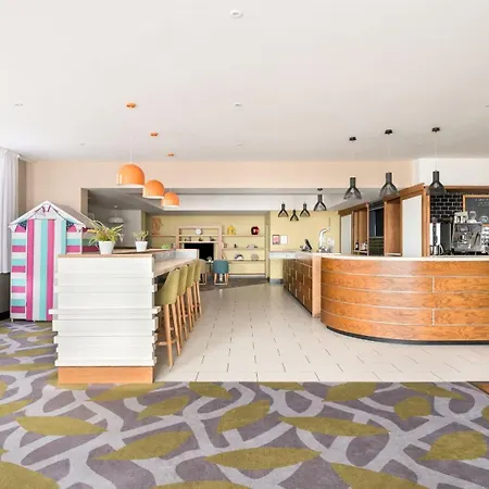 Holiday Inn Brighton Seafront By Ihg-3