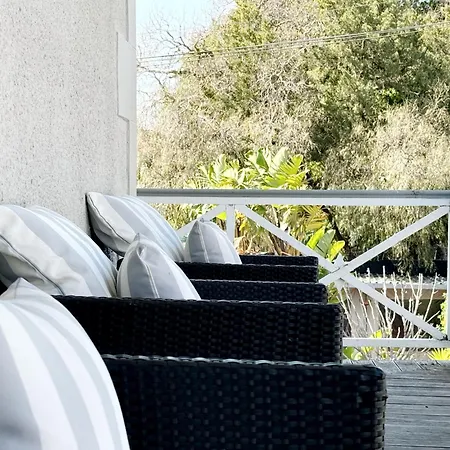 4 On Varneys Guest House-2