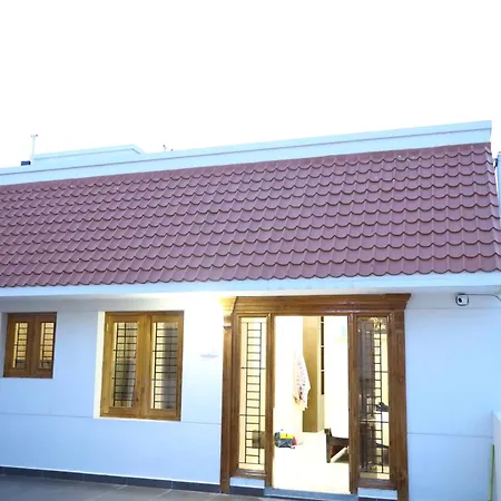 7 Hills Serene Homestay-2