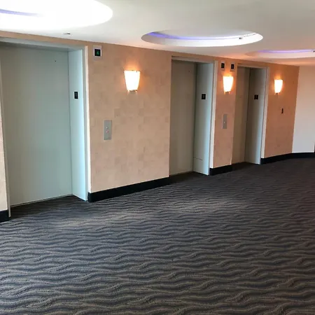 Direct Oceanfront Condos With Best Water Facilities In Sandy Beach Resort-2