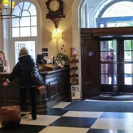 Queens Hotel Cheltenham-3