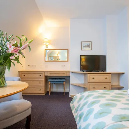 Marlborough House - Guest House-3
