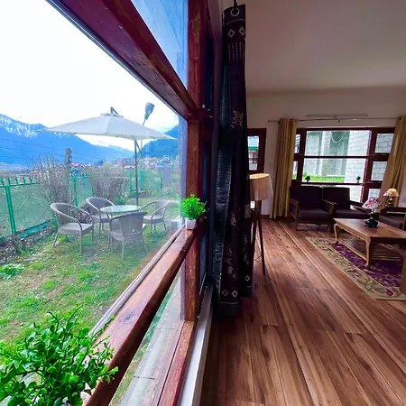 Himalayan Nomad Cottage, Manali-3