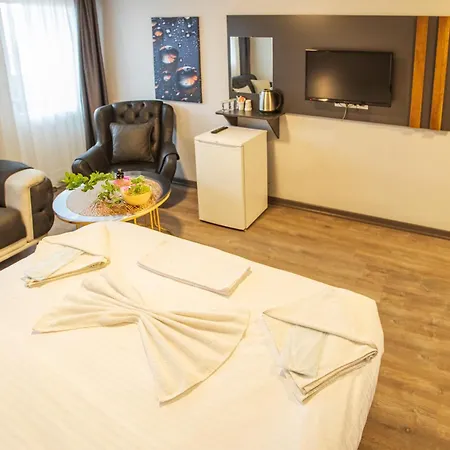 Liza Suit Hotel-3