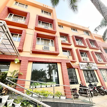 Hotel Rockbay: Beachfront Oasis with Pool and Temple Proximity-3