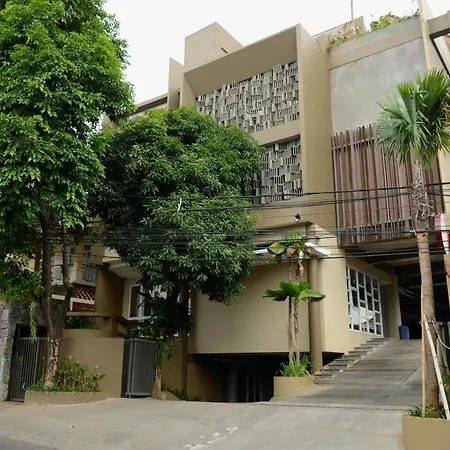 Residence 12-2