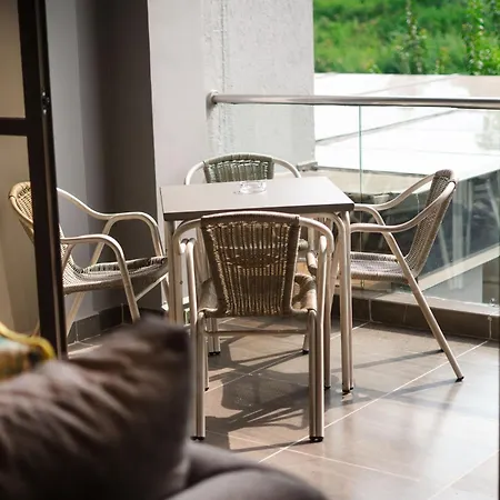 Trademark Suites At Enaki Town-3