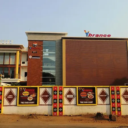 Vbrance - Luxury Boutique Hotel & Food Court-3