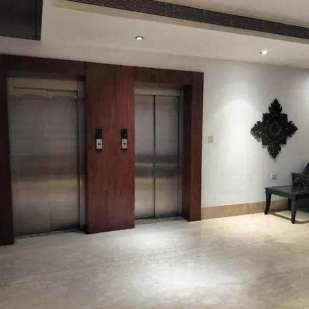 Bel-La Monde Hotel Nh8 At 6Km From Igi Airport Delhi-2
