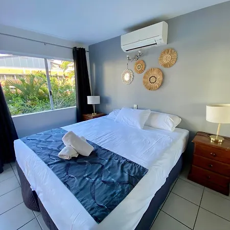 Reef Gateway Apartments-2