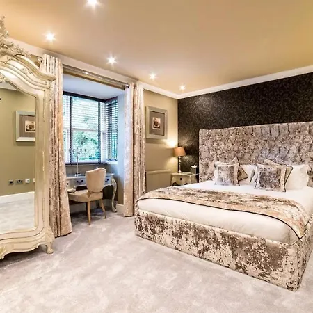 Derby Manor-3