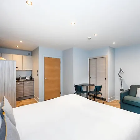 Staycity Aparthotels Edinburgh West End-3