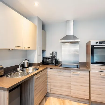 Staycity Aparthotels Edinburgh West End-2