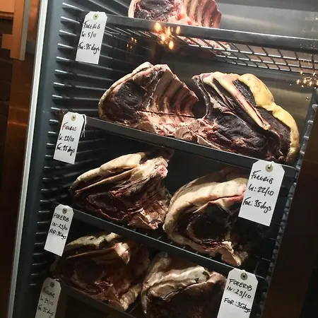 The Porterhouse Grill And Rooms-3