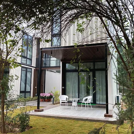 Karma Lakelands Golf Resort & Residences-2