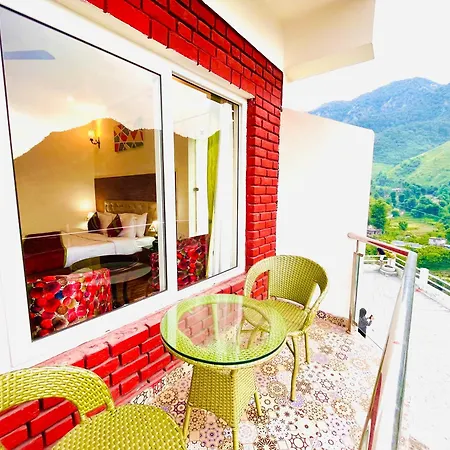 The Kempty Osasis - A Boutique Resort With Scenic Mountain View In Mussoorie-3