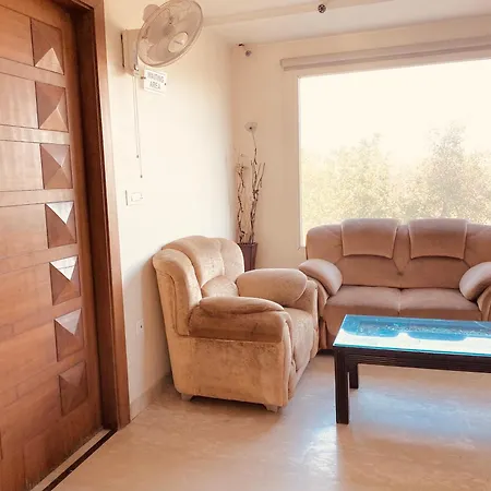 Hotel La Vista Near Railway Station Darjeeling-2