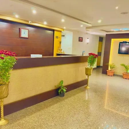 Hotel La Vista Near Railway Station Darjeeling-3
