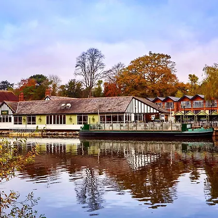 The Boathouse Inn & Riverside Rooms-2