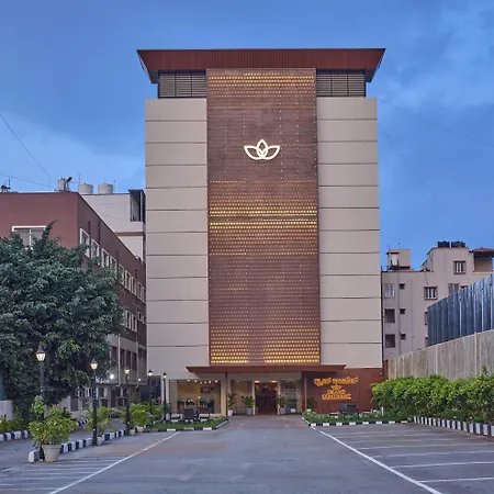 Grand Continent Brookefield - A Sarovar Portico Affiliate Hotel-2