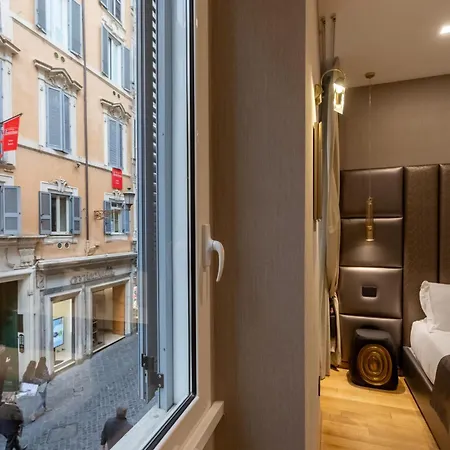 Helmirage Frattina Suite-2