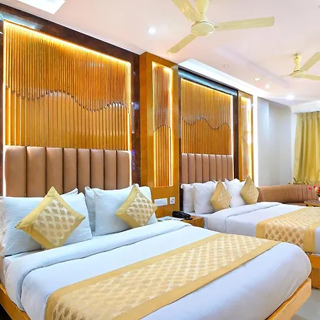Hotel Northern Palace Just - 1 Min Connaught Place & New Delhi Station-3