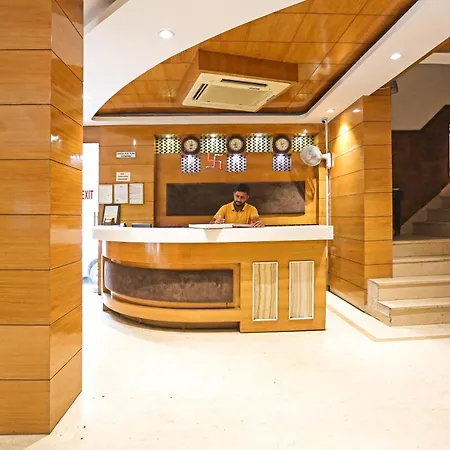 Hotel Fortuner -3 Minutes Walk From Karol Bagh Metro Station-2