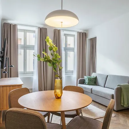 Limehome Prague Muza-3
