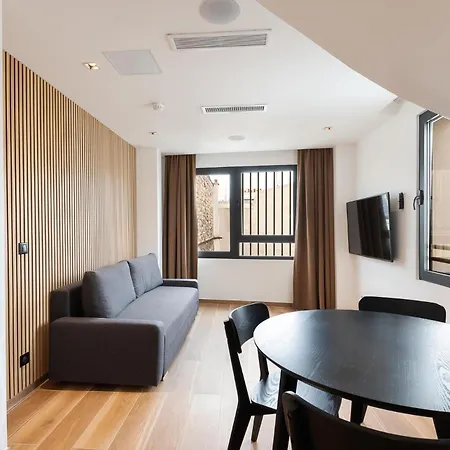 Les Suites Hcr-3