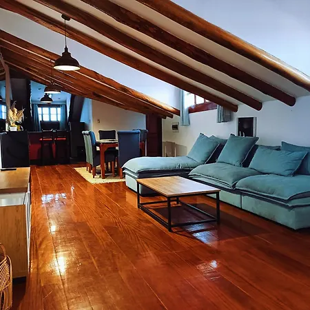 Illa B&B-3