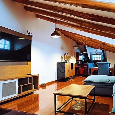 Illa B&B-2