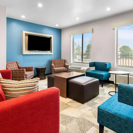 Clarion Pointe Fort Worth East - Arlington-3
